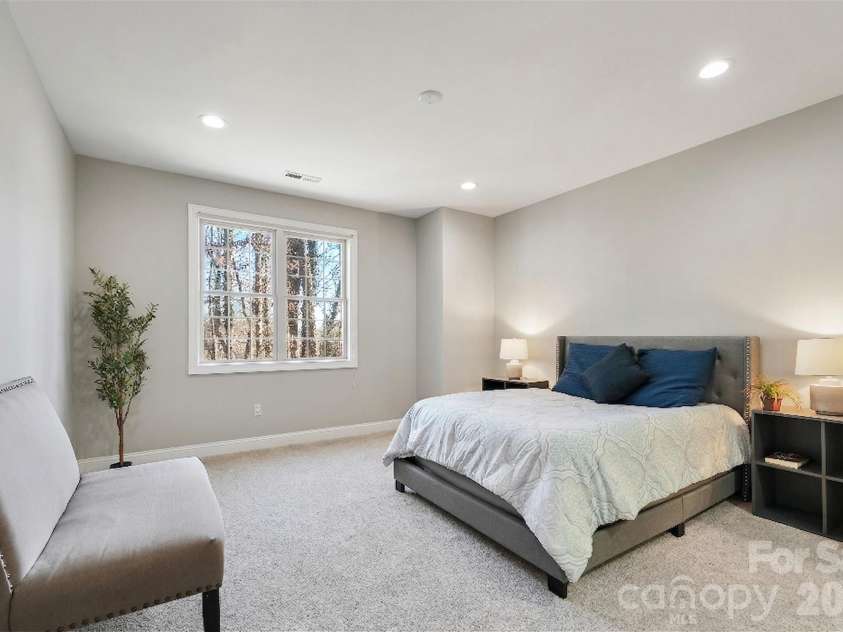 43 Kuykendall Court, Hendersonville, NC 28739.  MLS# CAR4354970, YatesRealty ID 5259. 