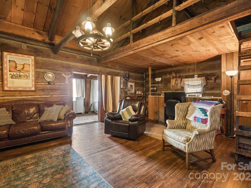 6306 Burkemont Road, Morganton, NC 28655.  MLS# CAR4142584, YatesRealty ID 5259. 