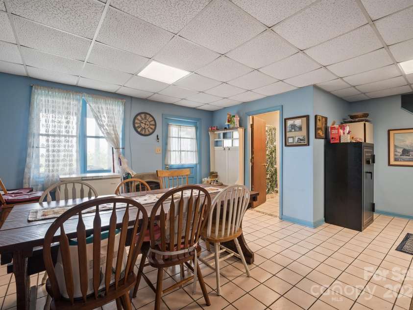 6306 Burkemont Road, Morganton, NC 28655.  MLS# CAR4142584, YatesRealty ID 5259. 