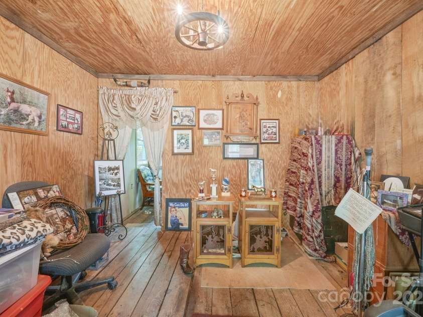 6306 Burkemont Road, Morganton, NC 28655.  MLS# CAR4142584, YatesRealty ID 5259. 