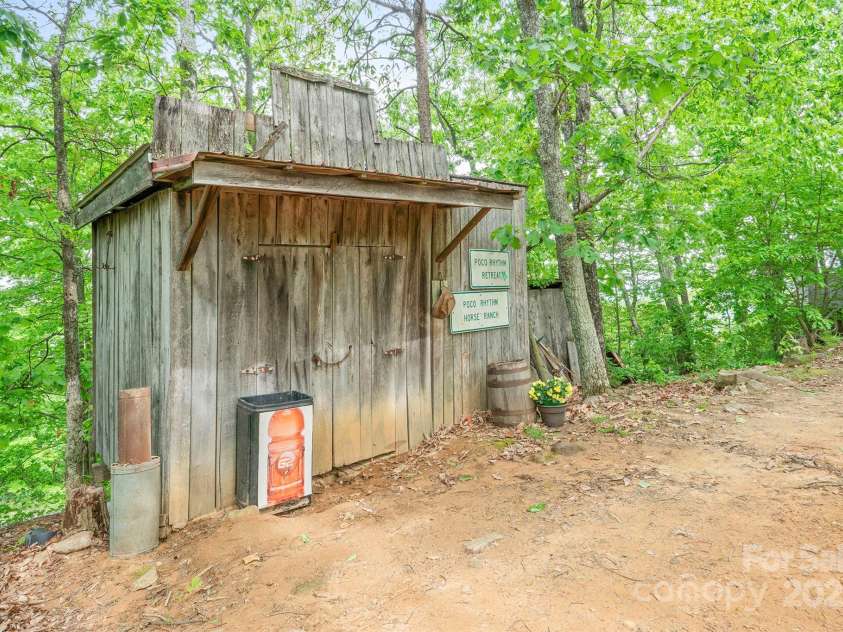 6306 Burkemont Road, Morganton, NC 28655.  MLS# CAR4142584, YatesRealty ID 5259. 