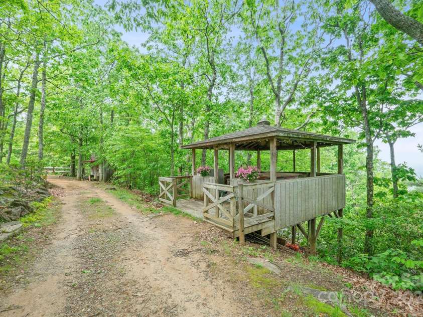 6306 Burkemont Road, Morganton, NC 28655.  MLS# CAR4142584, YatesRealty ID 5259. 