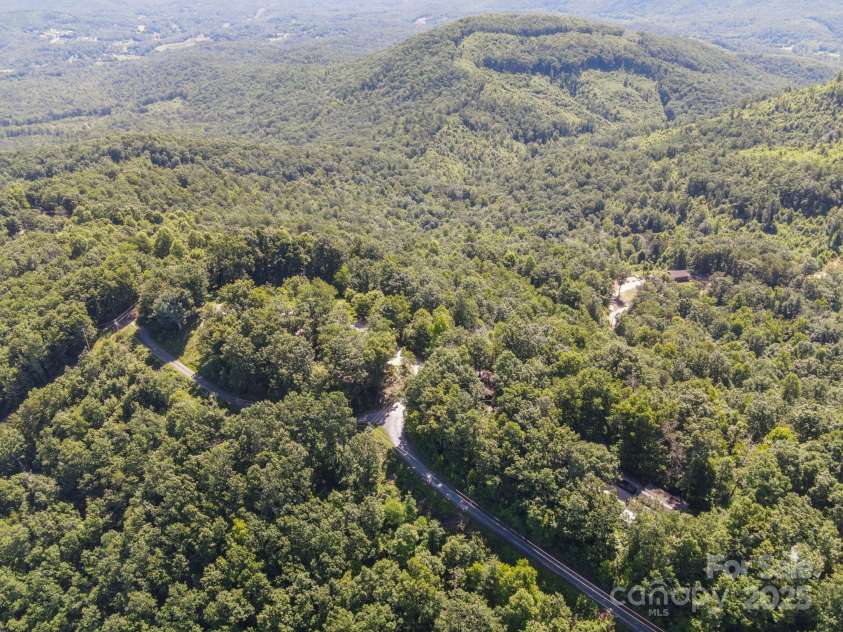 6306 Burkemont Road, Morganton, NC 28655.  MLS# CAR4142584, YatesRealty ID 5259. 
