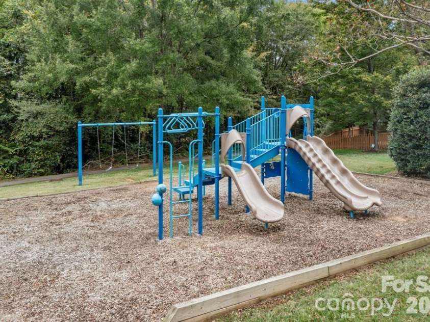 19239 Beaufain Street, Cornelius, NC 28031.  MLS# CAR4427476, YatesRealty ID 52591. 
