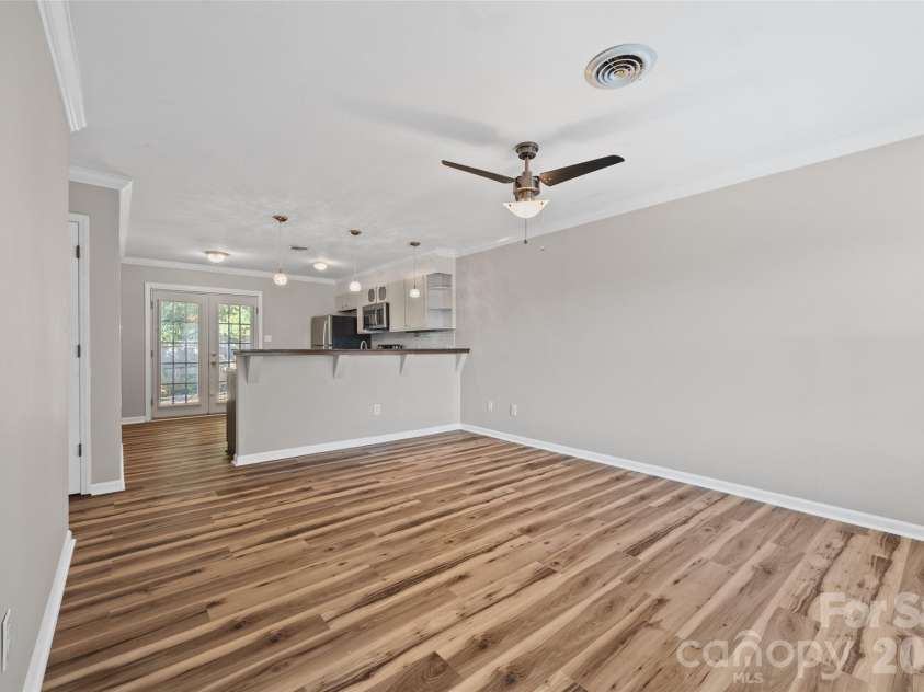 147 Glenwood Drive, Rock Hill, SC 29732.  MLS# CAR4427645, YatesRealty ID 52592. 
