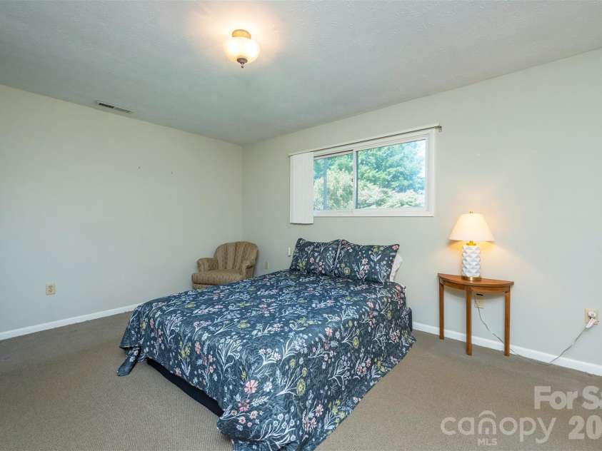 127 College Circle, Swannanoa, NC 28778.  MLS# CAR4427251, YatesRealty ID 52594. Primary bedroom - natural light