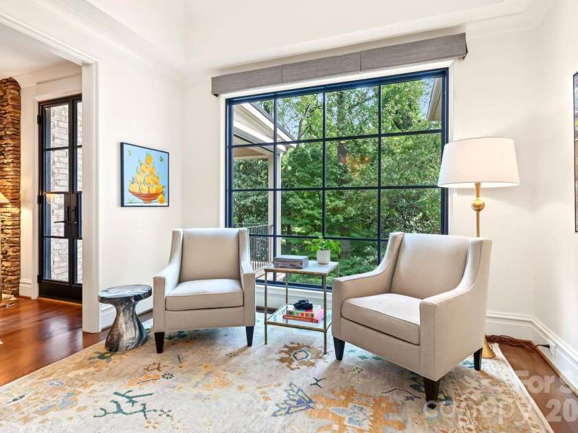 2250 Colony Road, Charlotte, NC 28209.  MLS# CAR4427579, YatesRealty ID 52595. 