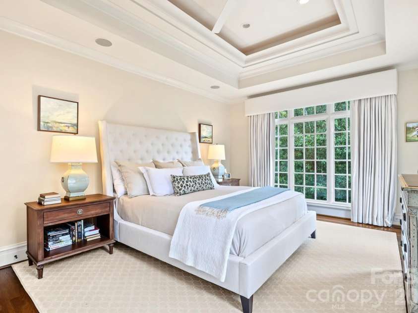 2250 Colony Road, Charlotte, NC 28209.  MLS# CAR4427579, YatesRealty ID 52595. 
