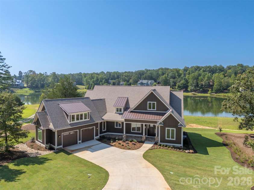 978 Mapleton Lane, Columbus, NC 28722.  MLS# CAR4427170, YatesRealty ID 52597. 