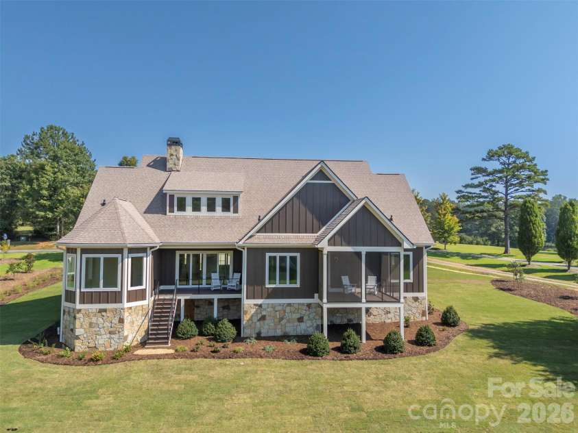 978 Mapleton Lane, Columbus, NC 28722.  MLS# CAR4427170, YatesRealty ID 52597. 