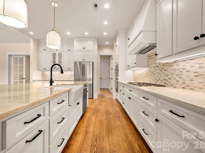 978 Mapleton Lane, Columbus, NC 28722.  MLS# CAR4427170, YatesRealty ID 52597. 