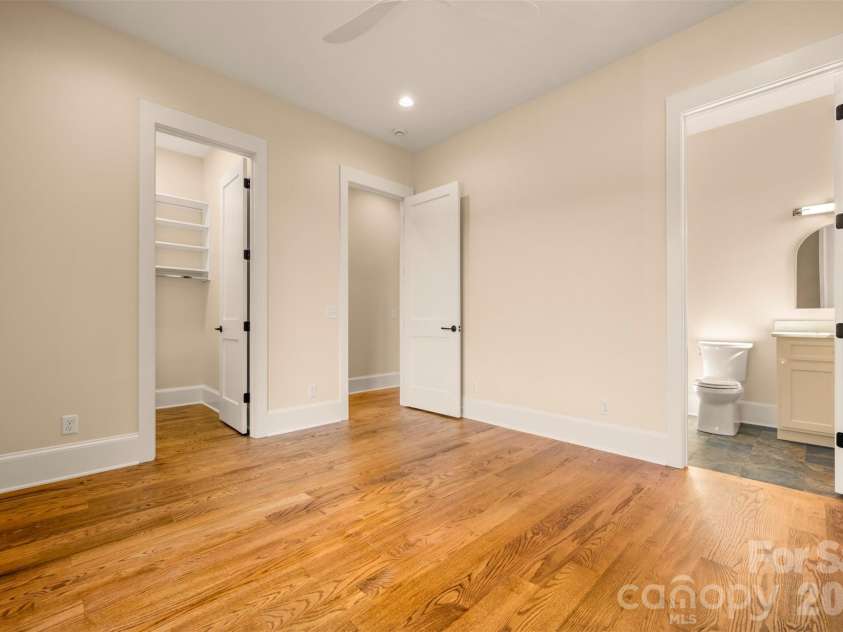 978 Mapleton Lane, Columbus, NC 28722.  MLS# CAR4427170, YatesRealty ID 52597. 
