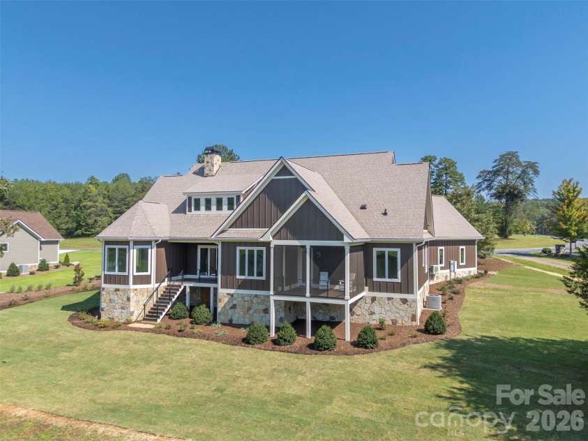 978 Mapleton Lane, Columbus, NC 28722.  MLS# CAR4427170, YatesRealty ID 52597. 