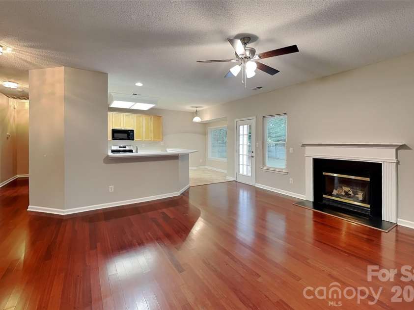 5611 Timbertop Lane, Charlotte, NC 28215.  MLS# CAR4427936, YatesRealty ID 52598. 