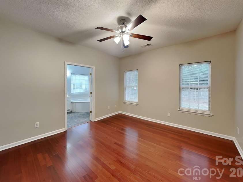 5611 Timbertop Lane, Charlotte, NC 28215.  MLS# CAR4427936, YatesRealty ID 52598. 
