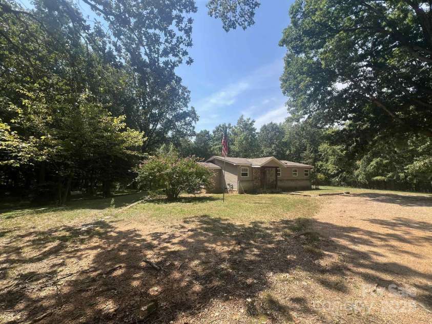 3396 Thompson Road, Lancaster, SC 29720.  MLS# CAR4300315, YatesRealty ID 526. 