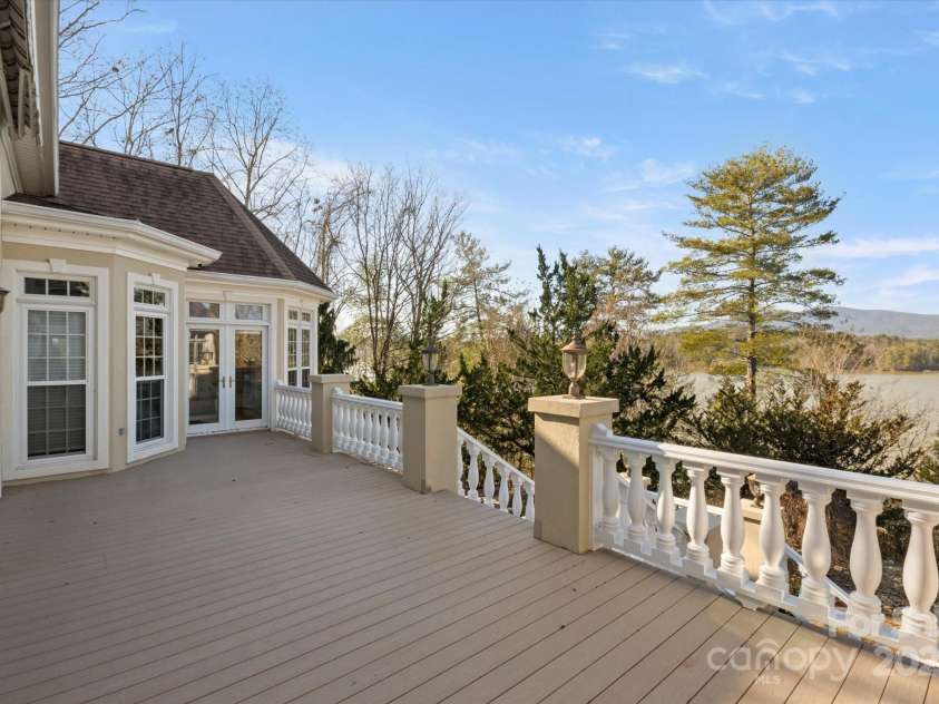 705 Lake Club Drive, Nebo, NC 28761.  MLS# CAR4202284, YatesRealty ID 5260. 