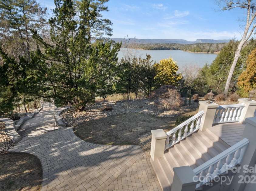 705 Lake Club Drive, Nebo, NC 28761.  MLS# CAR4202284, YatesRealty ID 5260. 