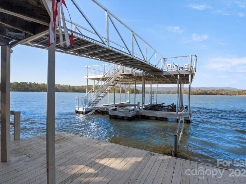 705 Lake Club Drive, Nebo, NC 28761.  MLS# CAR4202284, YatesRealty ID 5260. 