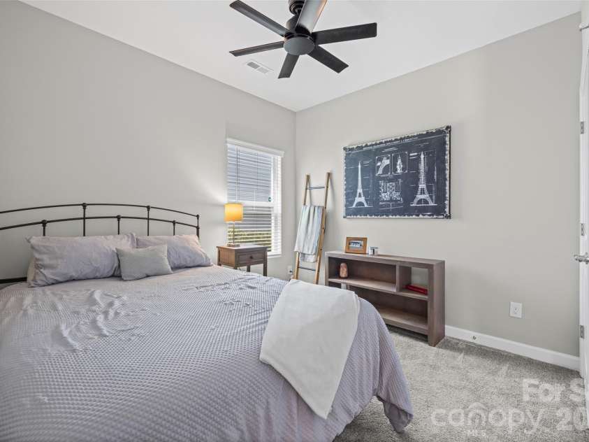 14830 Batteliere Drive, Charlotte, NC 28278.  MLS# CAR4424423, YatesRealty ID 52604. 3rd bedroom