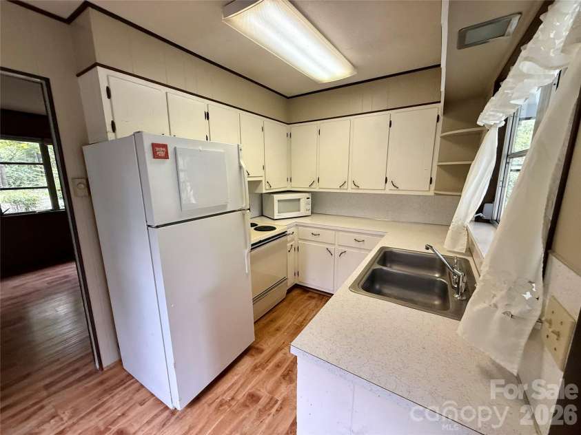 30 Lakemont Cottage Trail, Flat Rock, NC 28731.  MLS# CAR4426976, YatesRealty ID 52605. 