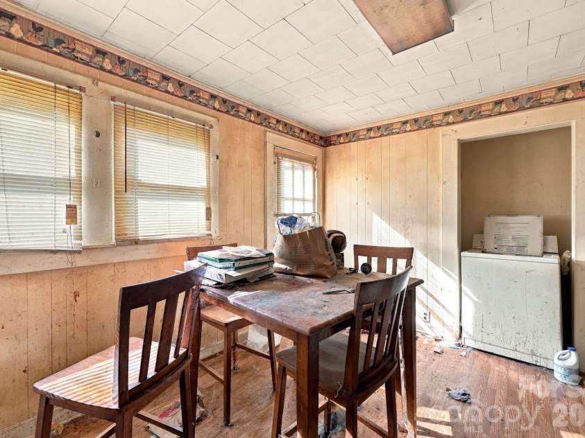 507 Fairbluff Avenue, Salisbury, NC 28146.  MLS# CAR4427305, YatesRealty ID 52606. 