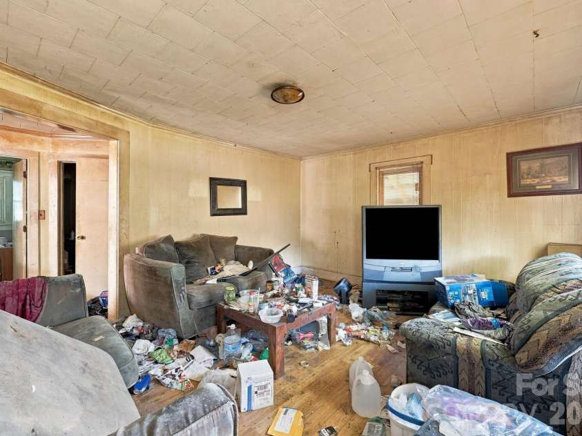 507 Fairbluff Avenue, Salisbury, NC 28146.  MLS# CAR4427305, YatesRealty ID 52606. 