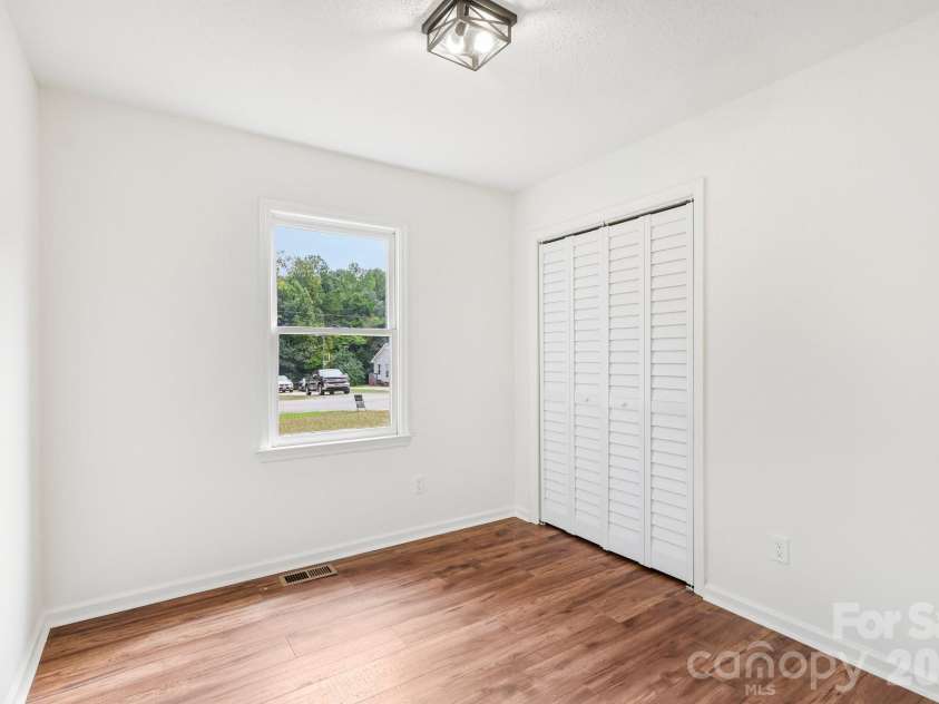 2199 Pacer Road, Lancaster, SC 29720.  MLS# CAR4427979, YatesRealty ID 52609. 