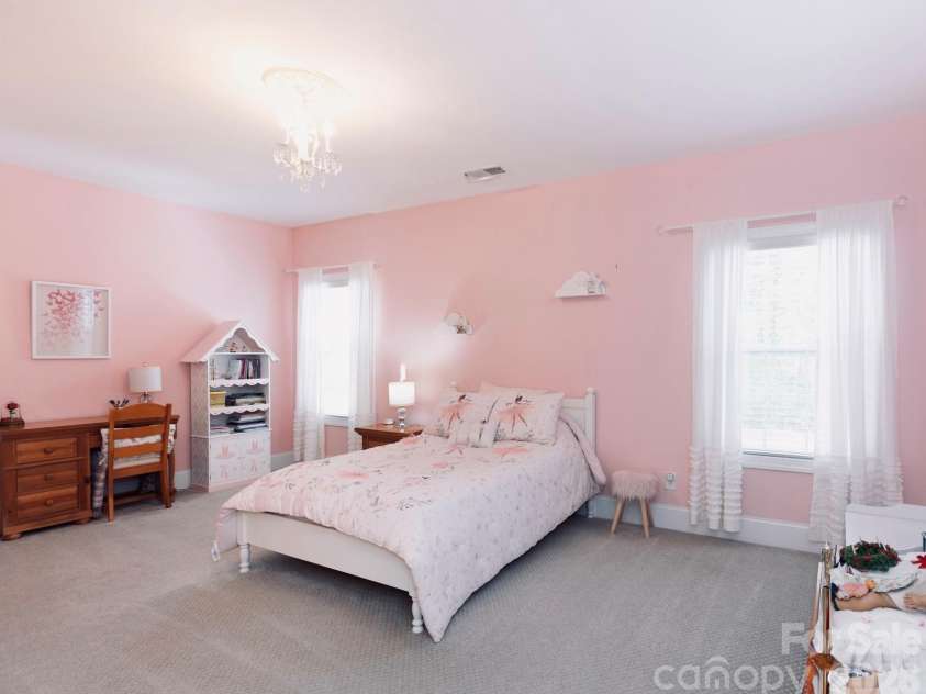 10861 Parkhall Drive, Harrisburg, NC 28075.  MLS# CAR4358905, YatesRealty ID 5261. 