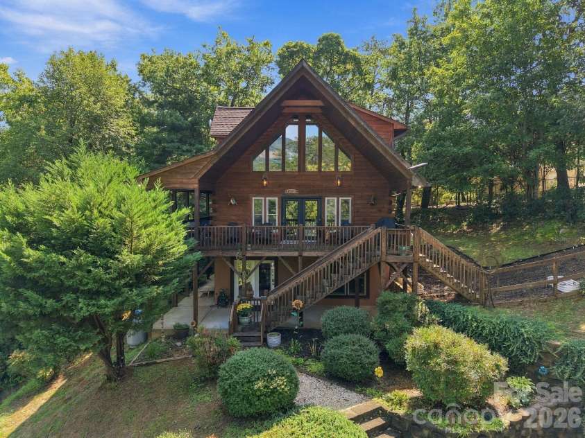 132 Falls View Trail, Lake Lure, NC 28746.  MLS# CAR4424804, YatesRealty ID 52610. 