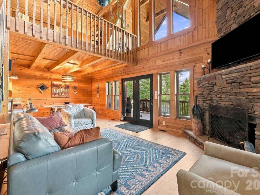 132 Falls View Trail, Lake Lure, NC 28746.  MLS# CAR4424804, YatesRealty ID 52610. 