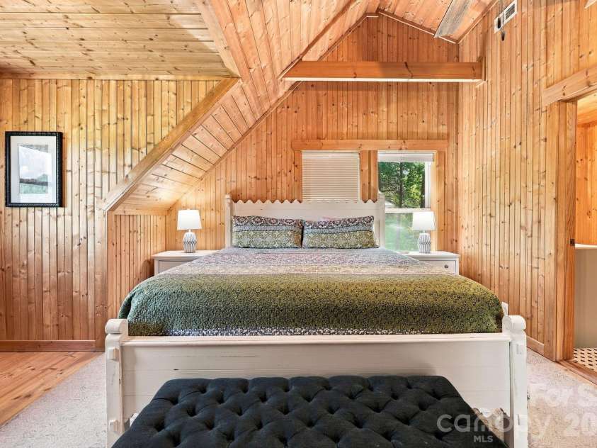 132 Falls View Trail, Lake Lure, NC 28746.  MLS# CAR4424804, YatesRealty ID 52610. 