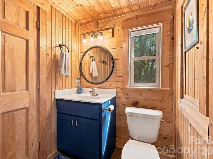 132 Falls View Trail, Lake Lure, NC 28746.  MLS# CAR4424804, YatesRealty ID 52610. 