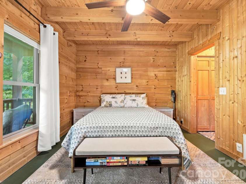 132 Falls View Trail, Lake Lure, NC 28746.  MLS# CAR4424804, YatesRealty ID 52610. 