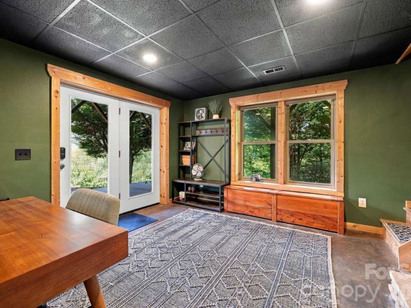 132 Falls View Trail, Lake Lure, NC 28746.  MLS# CAR4424804, YatesRealty ID 52610. 