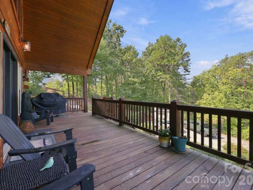 132 Falls View Trail, Lake Lure, NC 28746.  MLS# CAR4424804, YatesRealty ID 52610. 