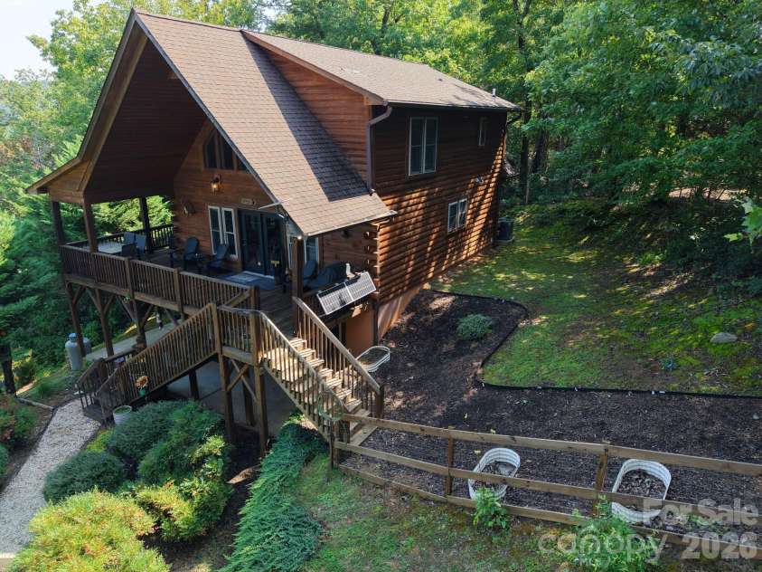 132 Falls View Trail, Lake Lure, NC 28746.  MLS# CAR4424804, YatesRealty ID 52610. 
