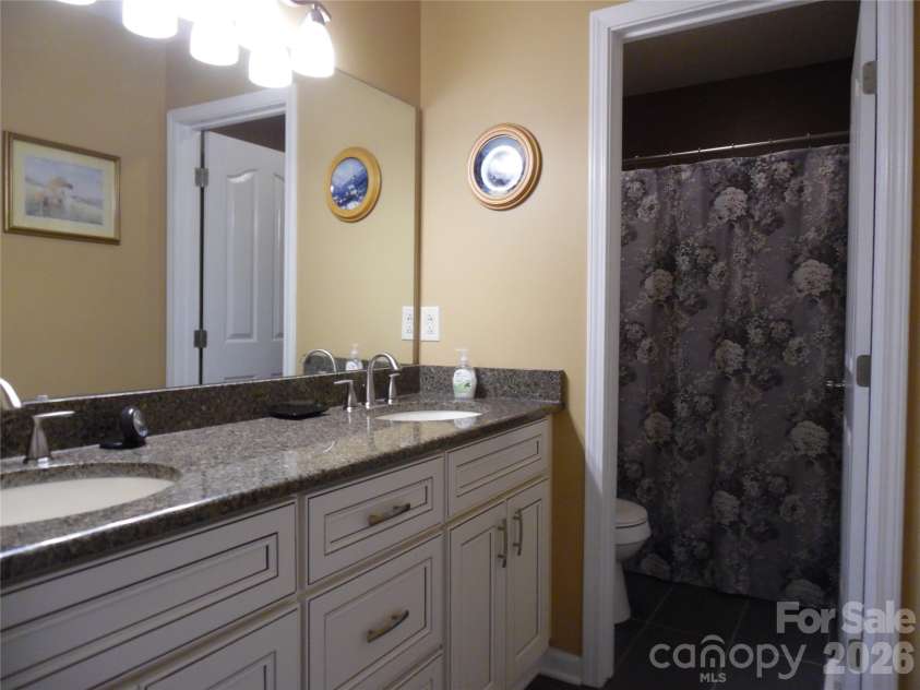 216 7th Street, Newton, NC 28658.  MLS# CAR4427905, YatesRealty ID 52611. 