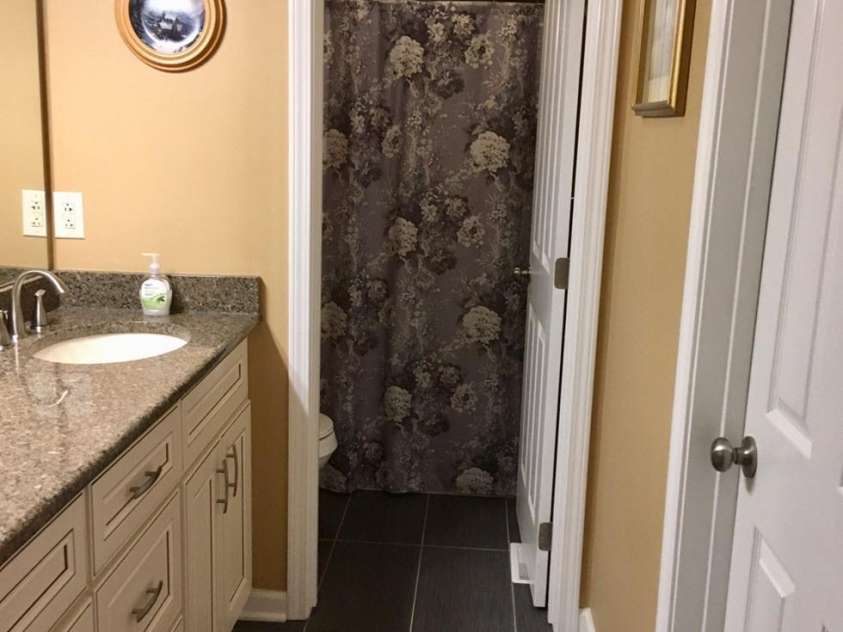 216 7th Street, Newton, NC 28658.  MLS# CAR4427905, YatesRealty ID 52611. 