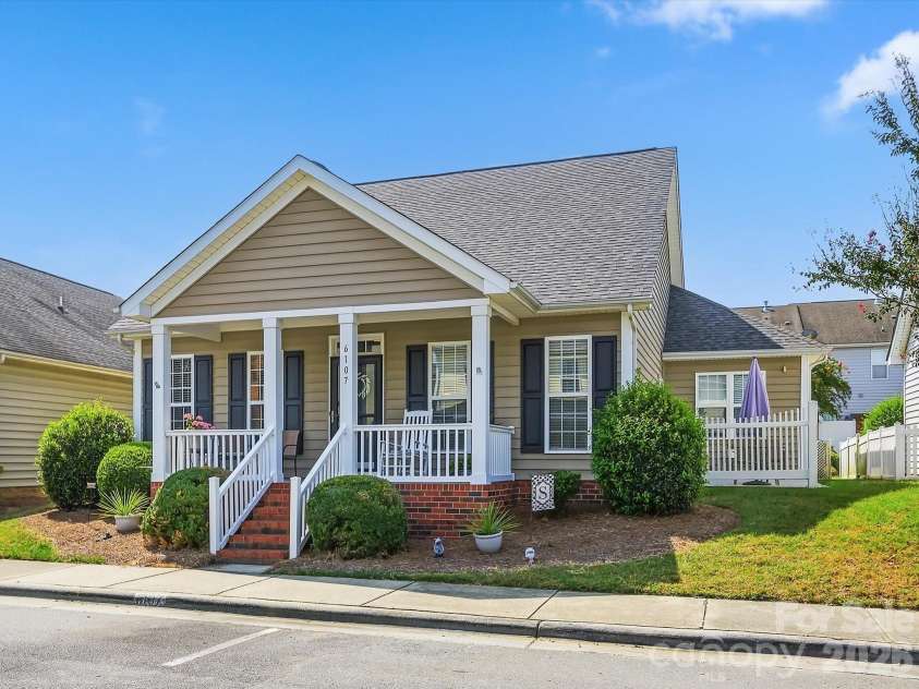 6107 Eisenhower Lane, Indian Trail, NC 28079.  MLS# CAR4427789, YatesRealty ID 52613. 