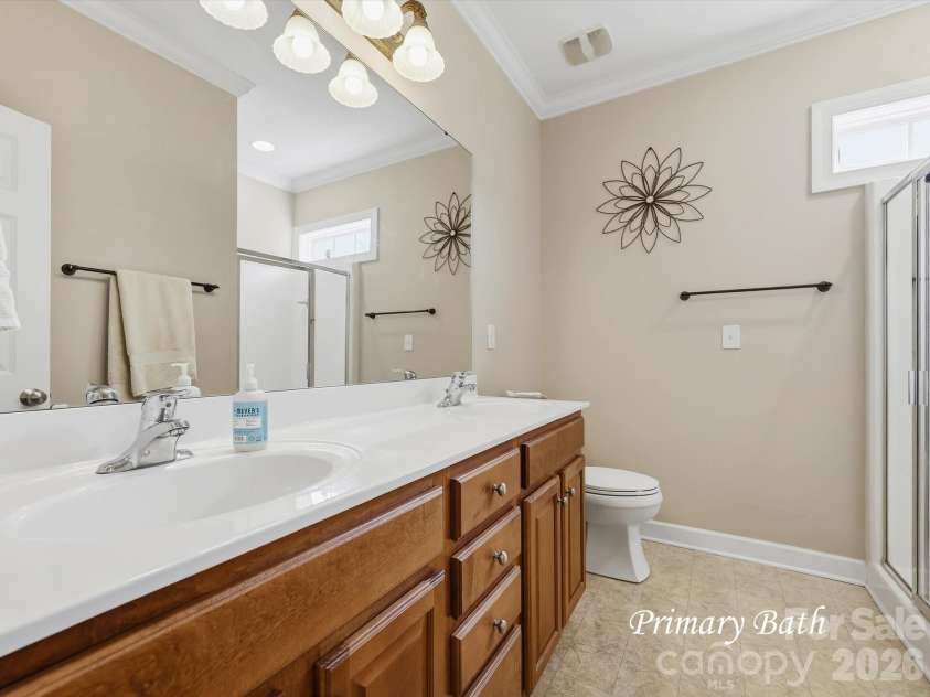 6107 Eisenhower Lane, Indian Trail, NC 28079.  MLS# CAR4427789, YatesRealty ID 52613. 