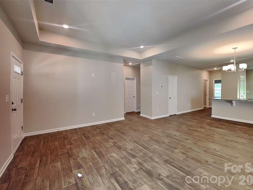 528 Cabarrus Avenue, Mooresville, NC 28115.  MLS# CAR4427984, YatesRealty ID 52616. 