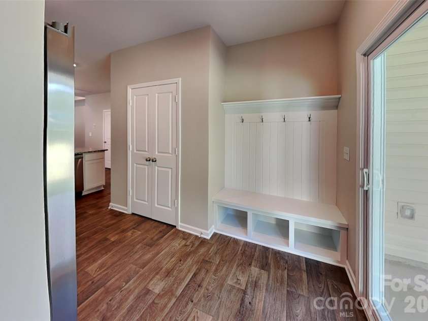 528 Cabarrus Avenue, Mooresville, NC 28115.  MLS# CAR4427984, YatesRealty ID 52616. 