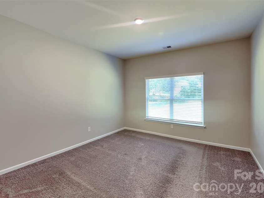 528 Cabarrus Avenue, Mooresville, NC 28115.  MLS# CAR4427984, YatesRealty ID 52616. 