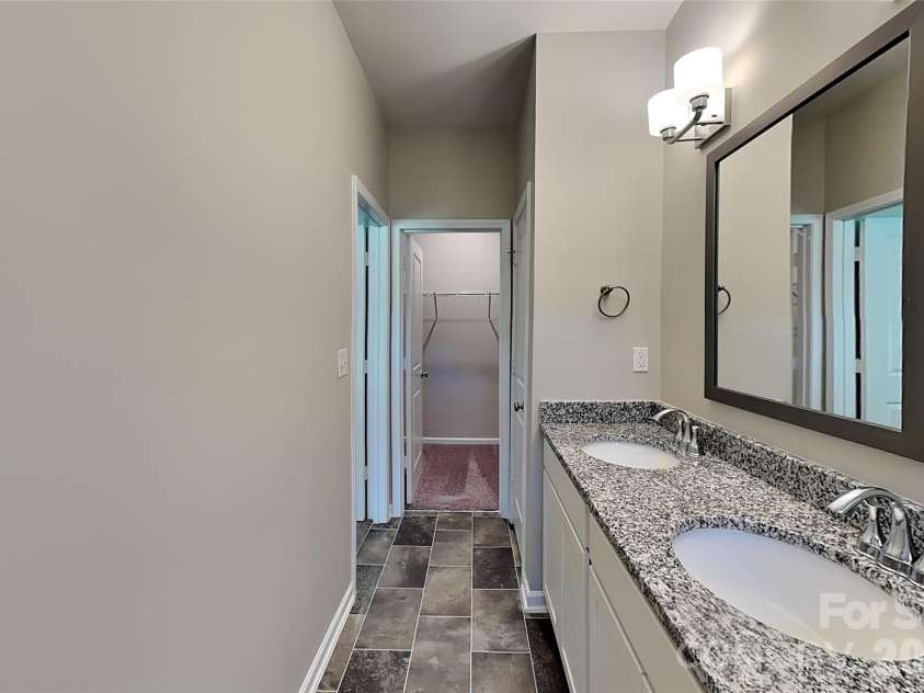 528 Cabarrus Avenue, Mooresville, NC 28115.  MLS# CAR4427984, YatesRealty ID 52616. 