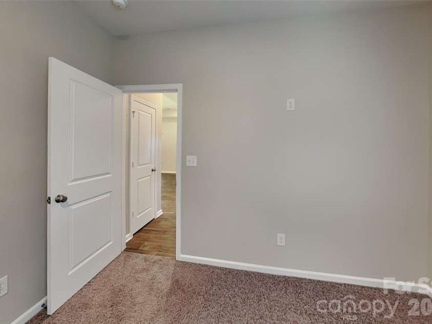 528 Cabarrus Avenue, Mooresville, NC 28115.  MLS# CAR4427984, YatesRealty ID 52616. 