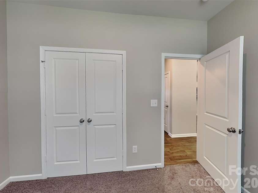 528 Cabarrus Avenue, Mooresville, NC 28115.  MLS# CAR4427984, YatesRealty ID 52616. 