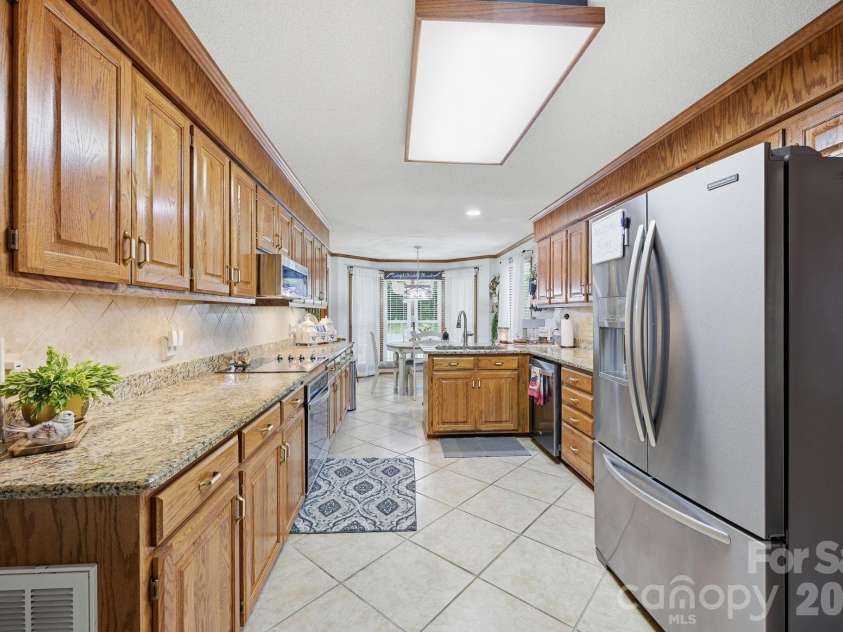 1734 Bellamy Circle, Albemarle, NC 28001.  MLS# CAR4427915, YatesRealty ID 52618. 