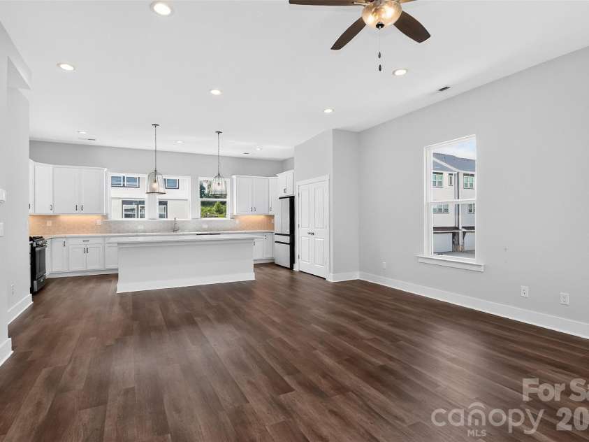 416 Nathaniel Way, Charlotte, NC 28213.  MLS# CAR4427659, YatesRealty ID 52619. 