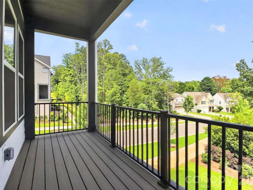 416 Nathaniel Way, Charlotte, NC 28213.  MLS# CAR4427659, YatesRealty ID 52619. 